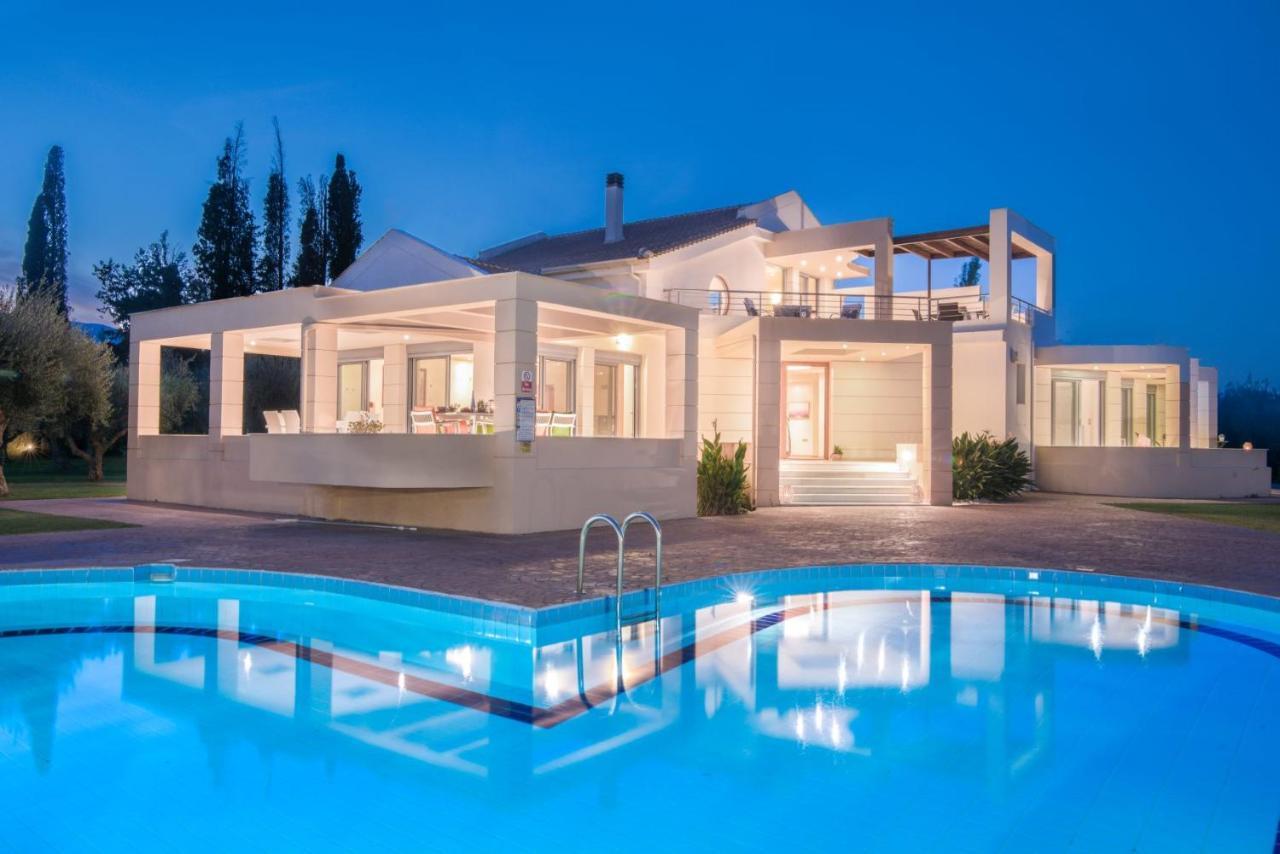 Astarte Villas - Istar Villa With Tennis Court Makhairádhon Exteriör bild