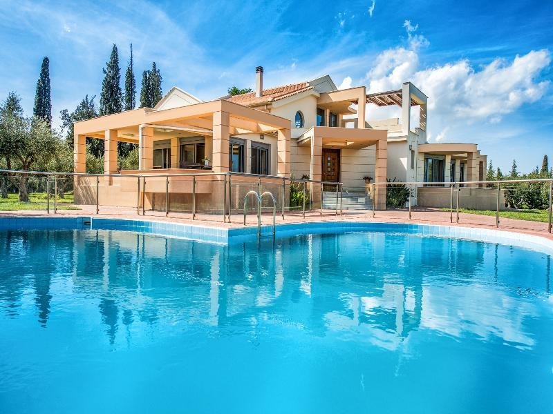 Astarte Villas - Istar Villa With Tennis Court Makhairádhon Exteriör bild